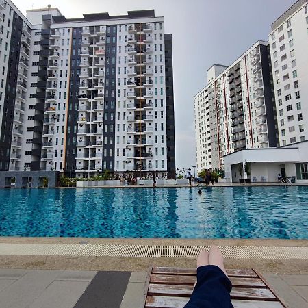Homestay Semenyih 3 Bedroom Apartment By Kasyaf Exteriör bild