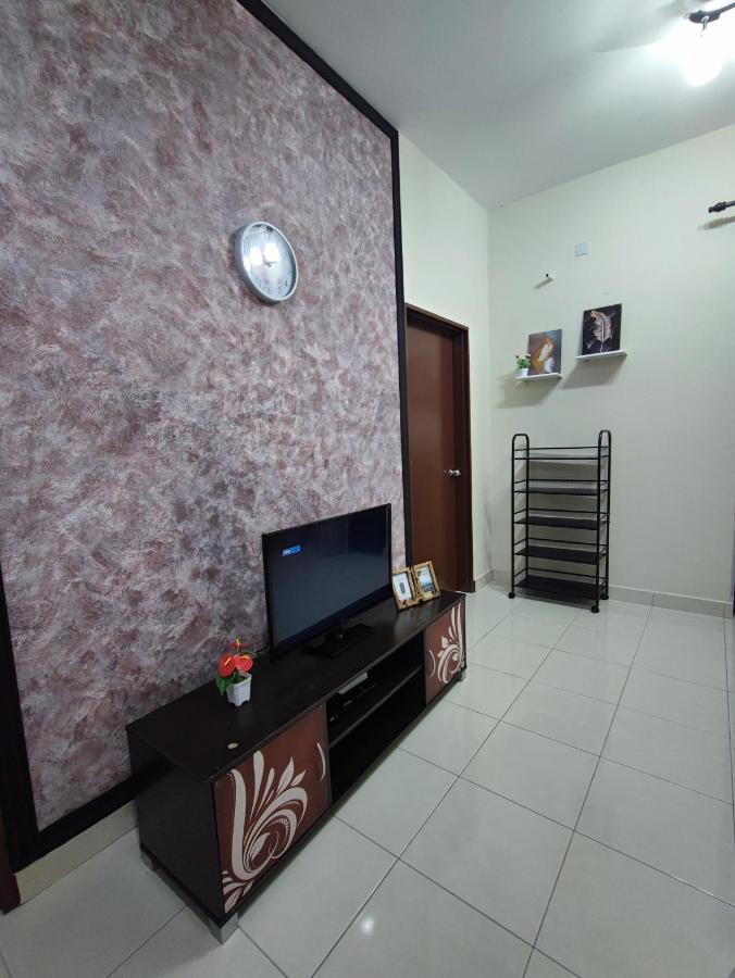 Homestay Semenyih 3 Bedroom Apartment By Kasyaf Exteriör bild