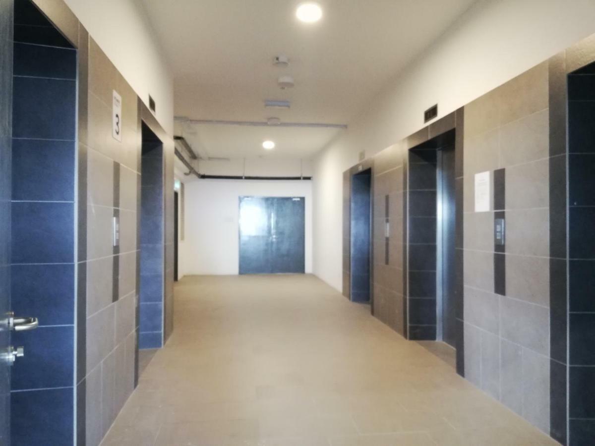 Homestay Semenyih 3 Bedroom Apartment By Kasyaf Exteriör bild